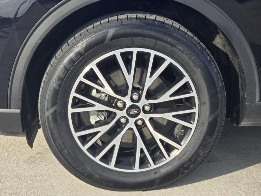 used 2023 Ford Escape car, priced at $20,927