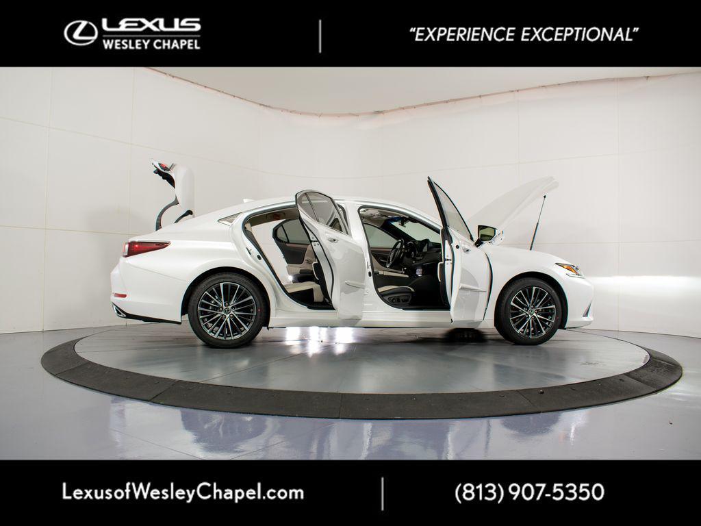 used 2024 Lexus ES 350 car, priced at $37,999