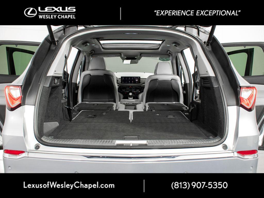 used 2022 Acura MDX car, priced at $31,199