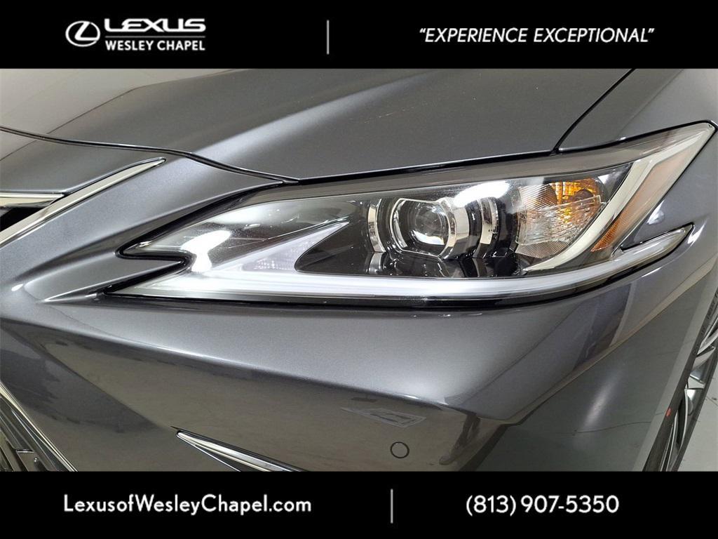 new 2025 Lexus ES 350 car, priced at $48,450
