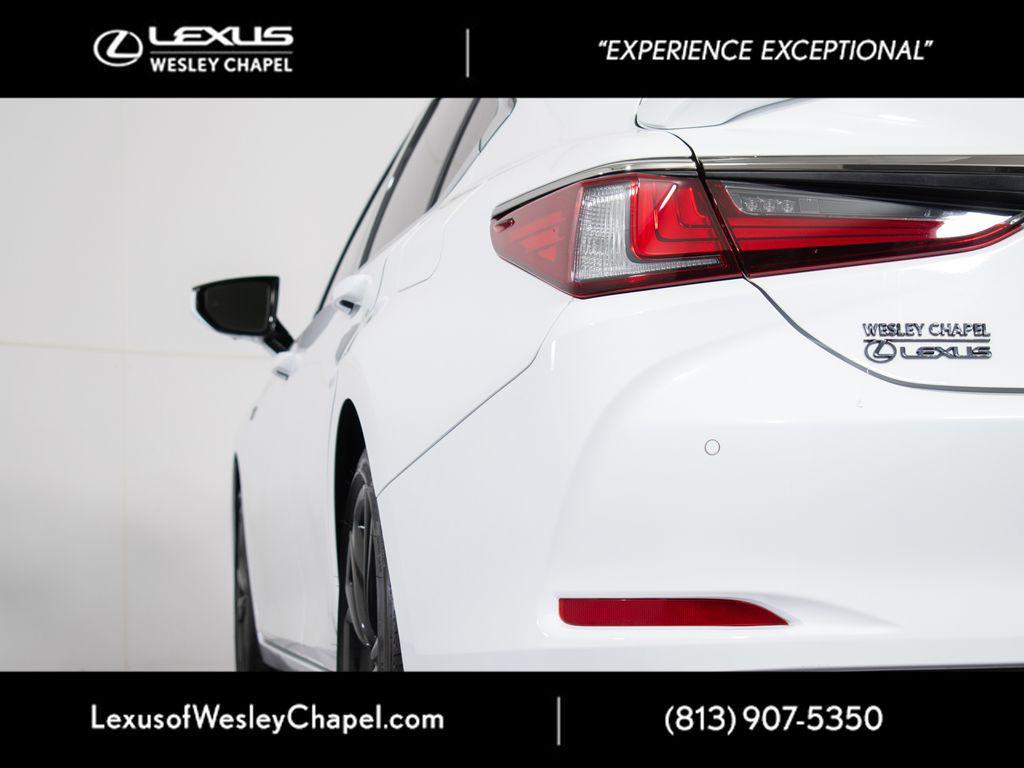 used 2025 Lexus ES 350 car, priced at $47,999
