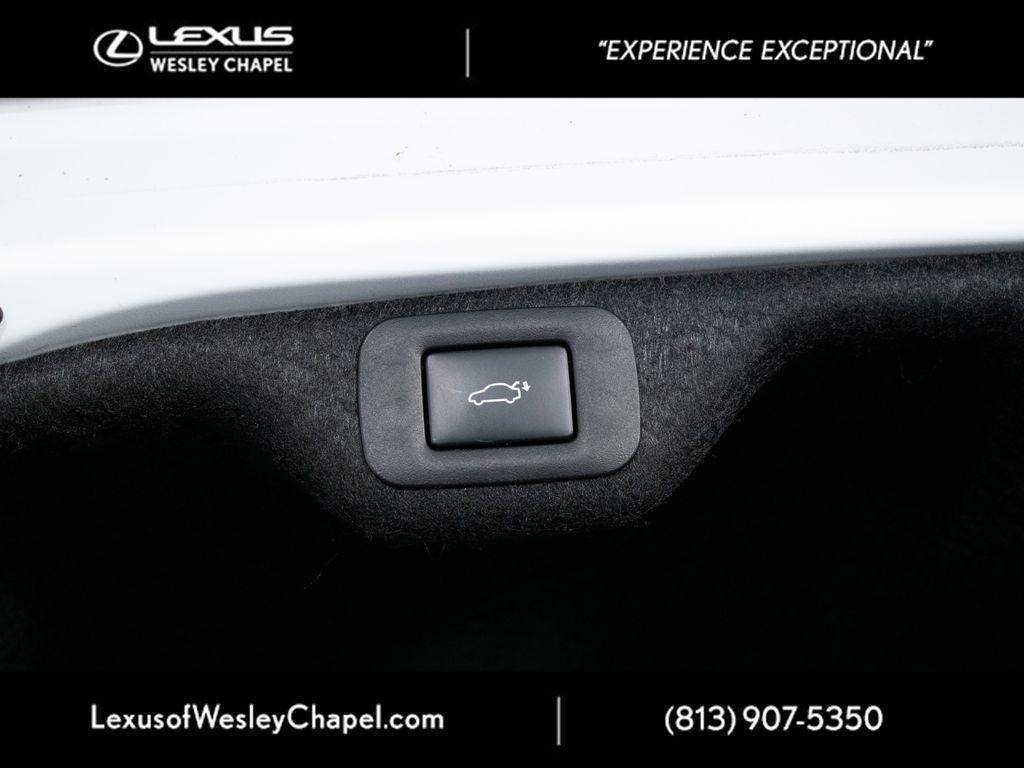 used 2025 Lexus ES 350 car, priced at $47,999