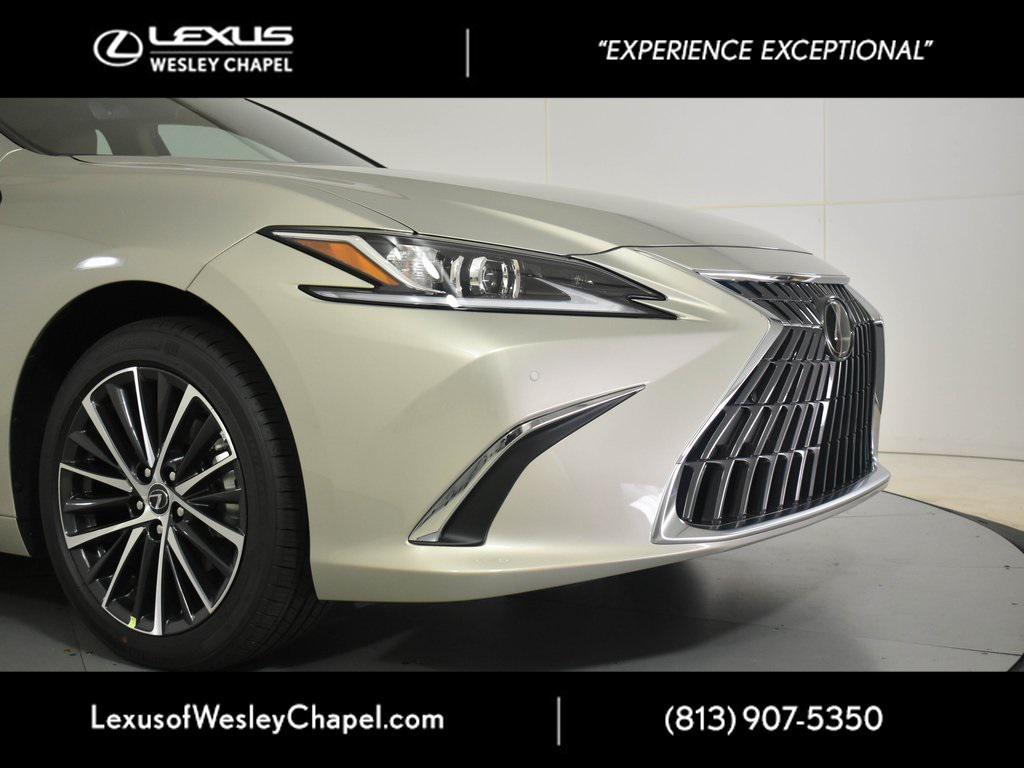 new 2025 Lexus ES 350 car, priced at $49,290