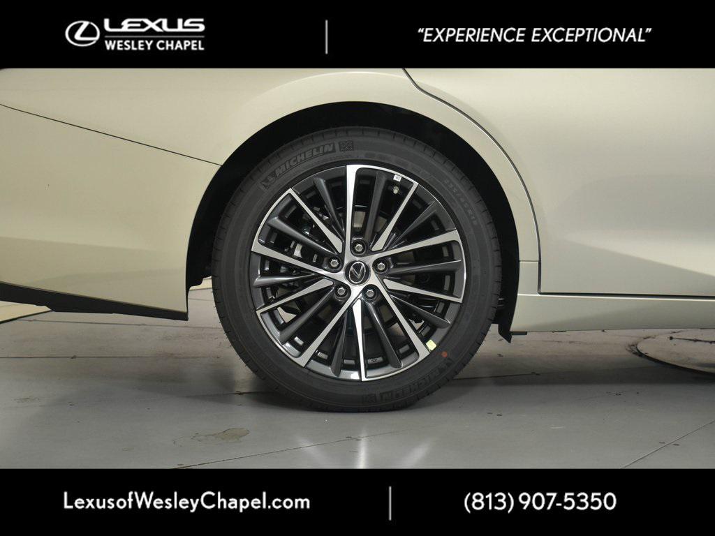 new 2025 Lexus ES 350 car, priced at $49,290