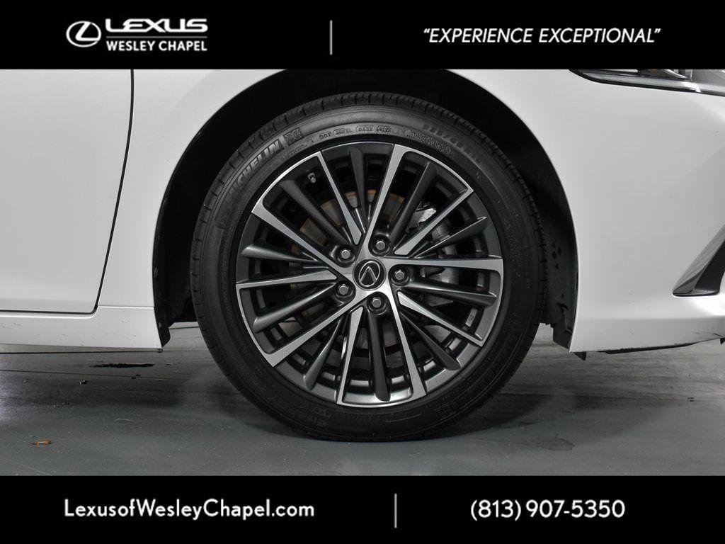 used 2024 Lexus ES 250 car, priced at $35,999
