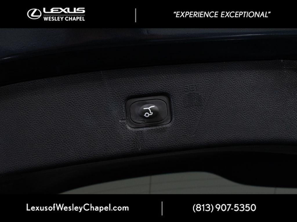 used 2022 Ford Edge car, priced at $30,193