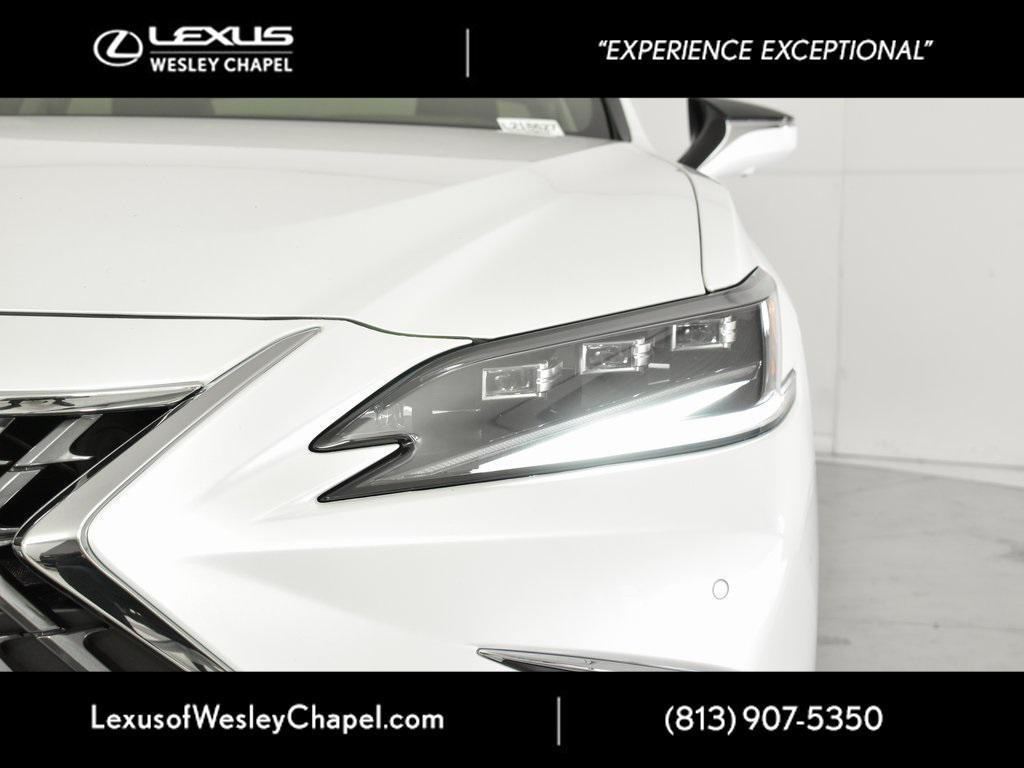 new 2025 Lexus ES 350 car, priced at $55,905
