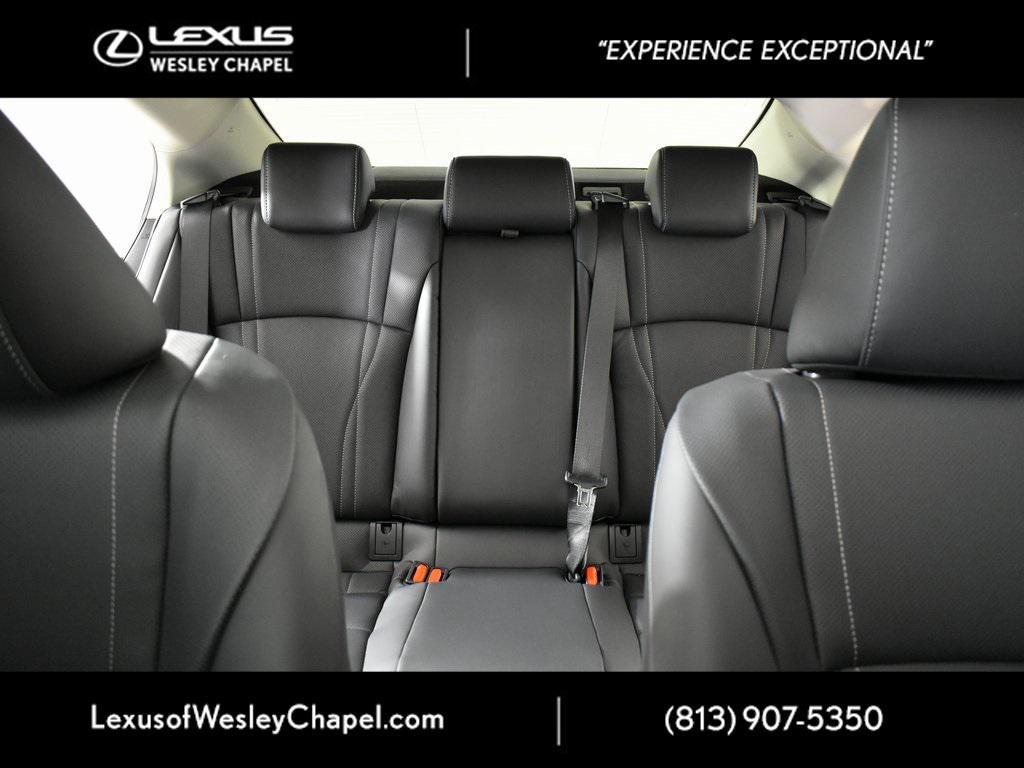 new 2025 Lexus ES 350 car, priced at $55,905