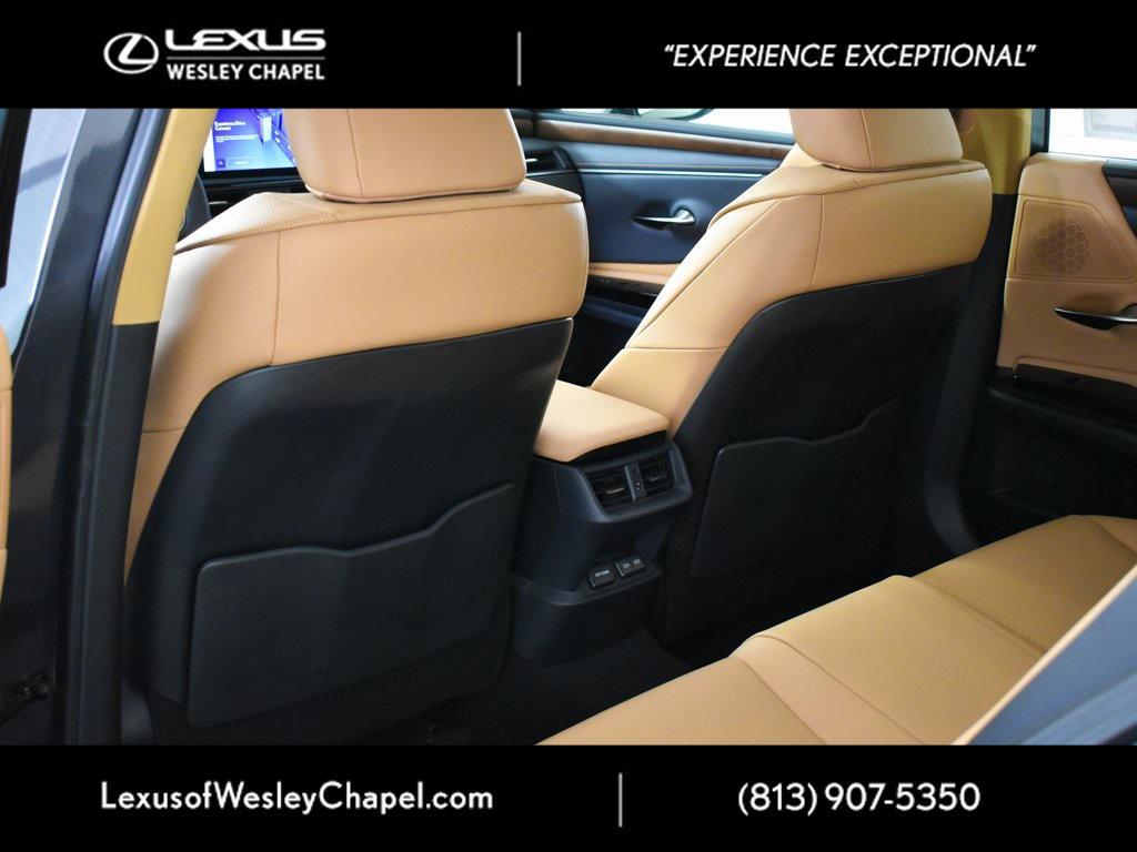 new 2025 Lexus ES 350 car, priced at $48,450