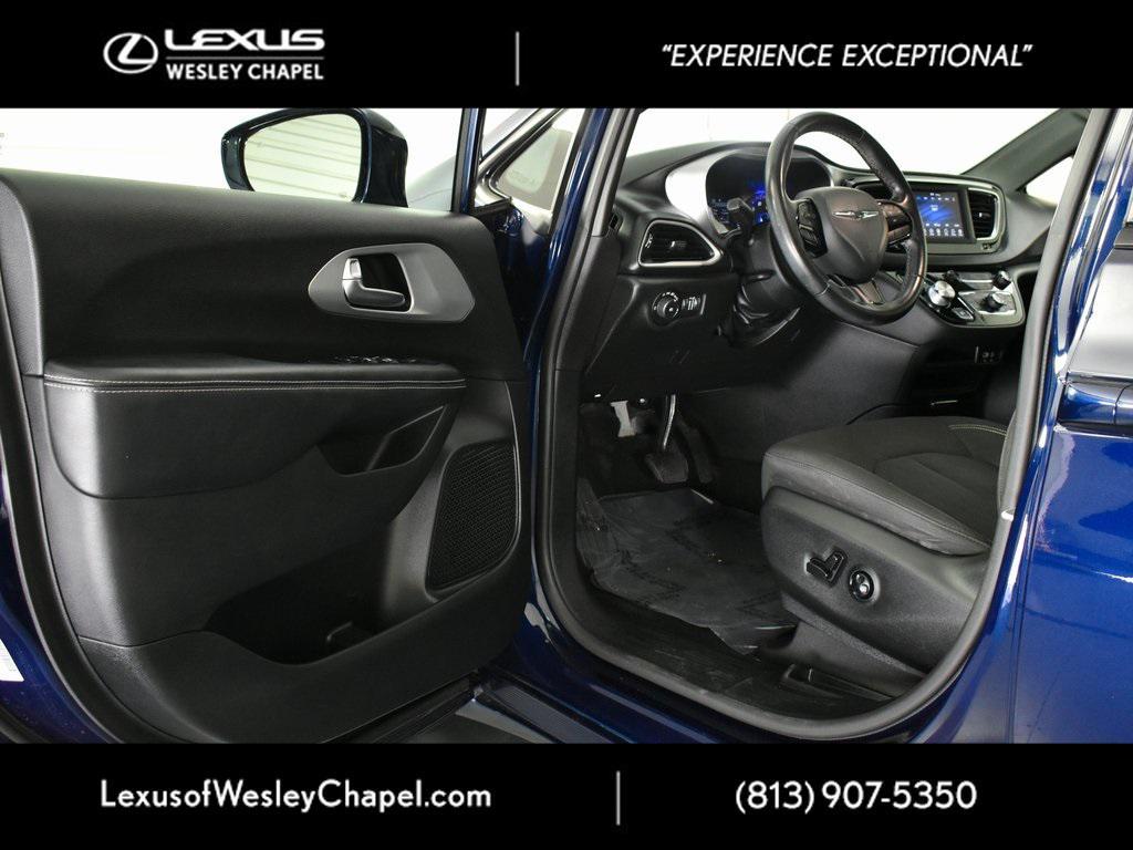used 2020 Chrysler Pacifica car, priced at $15,999