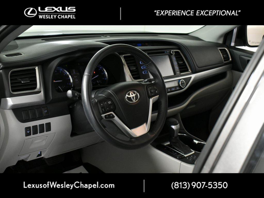 used 2014 Toyota Highlander car, priced at $17,490