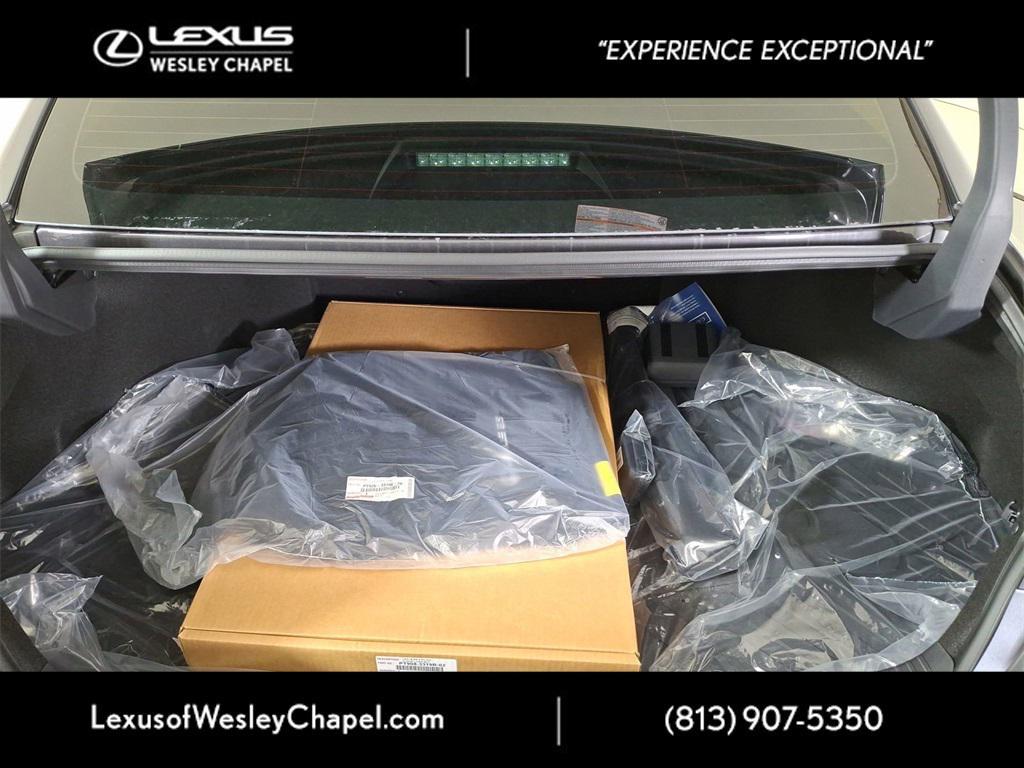 new 2025 Lexus ES 350 car, priced at $48,450