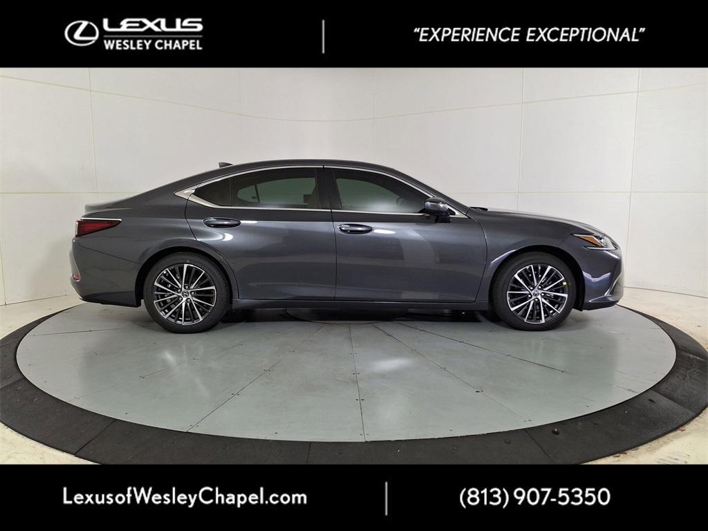 new 2025 Lexus ES 350 car, priced at $48,450