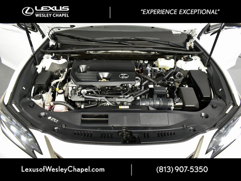 used 2022 Lexus ES 300h car, priced at $35,990