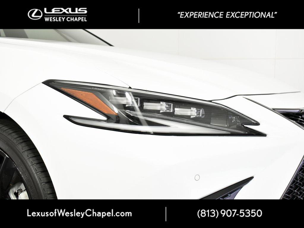 used 2022 Lexus ES 300h car, priced at $35,990