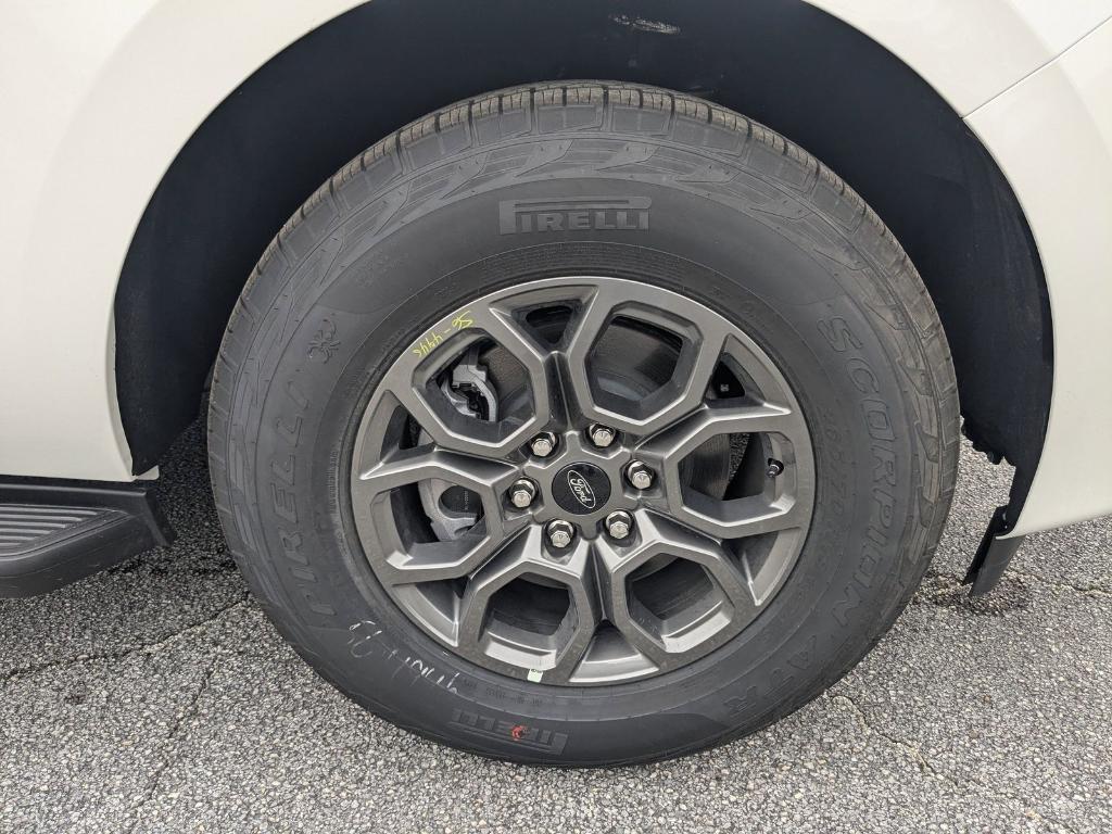 new 2025 Ford Expedition car, priced at $62,102