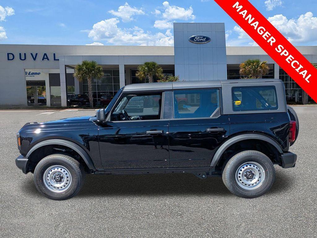 new 2025 Ford Bronco car, priced at $35,580