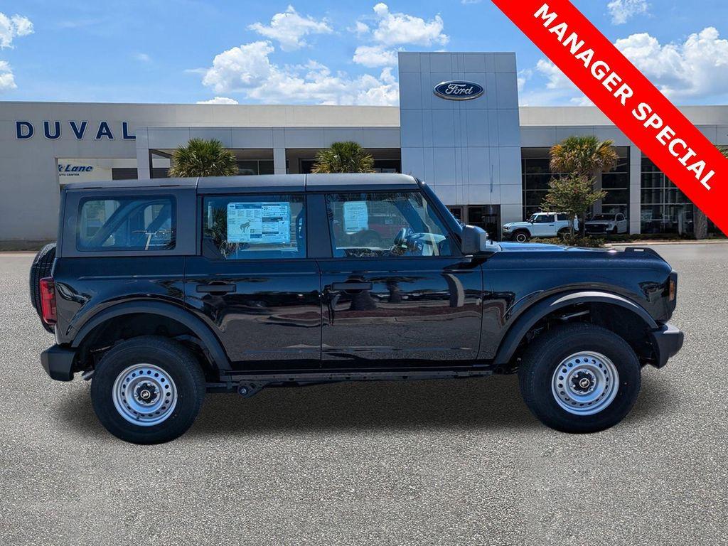 new 2025 Ford Bronco car, priced at $35,580