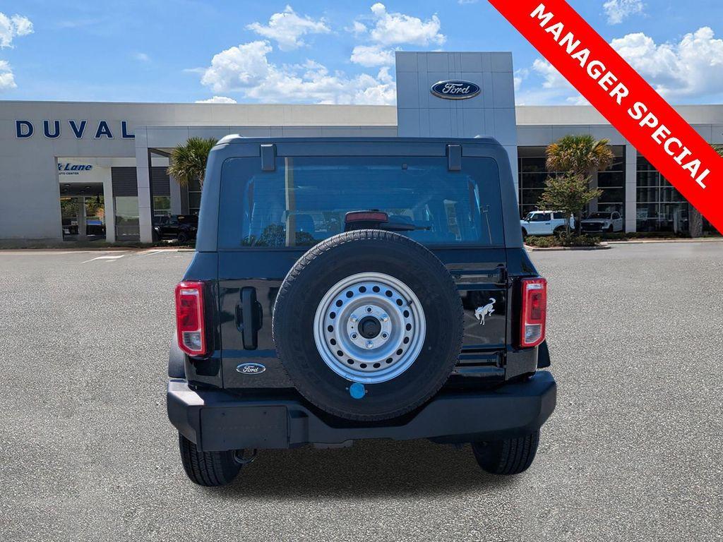 new 2025 Ford Bronco car, priced at $35,580