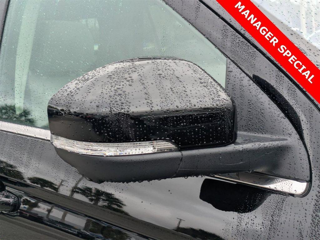 new 2025 Ford Expedition car, priced at $69,230