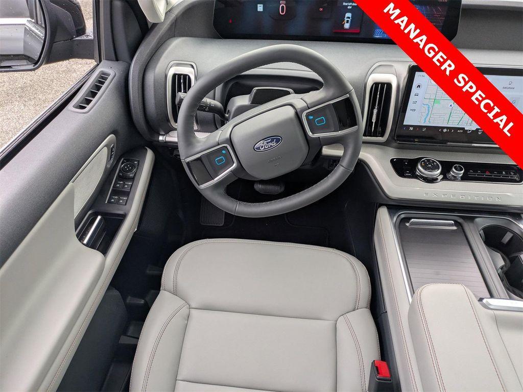 new 2025 Ford Expedition car, priced at $69,230
