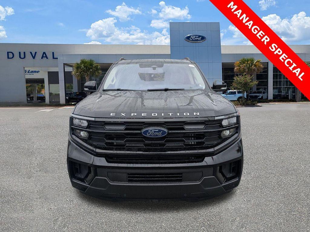new 2025 Ford Expedition car, priced at $69,230
