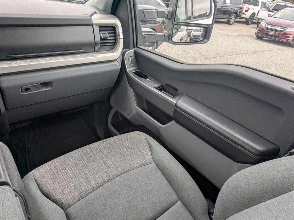 used 2024 Ford F-250 car, priced at $52,000