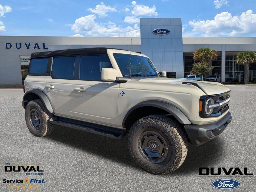 new 2025 Ford Bronco car, priced at $51,795