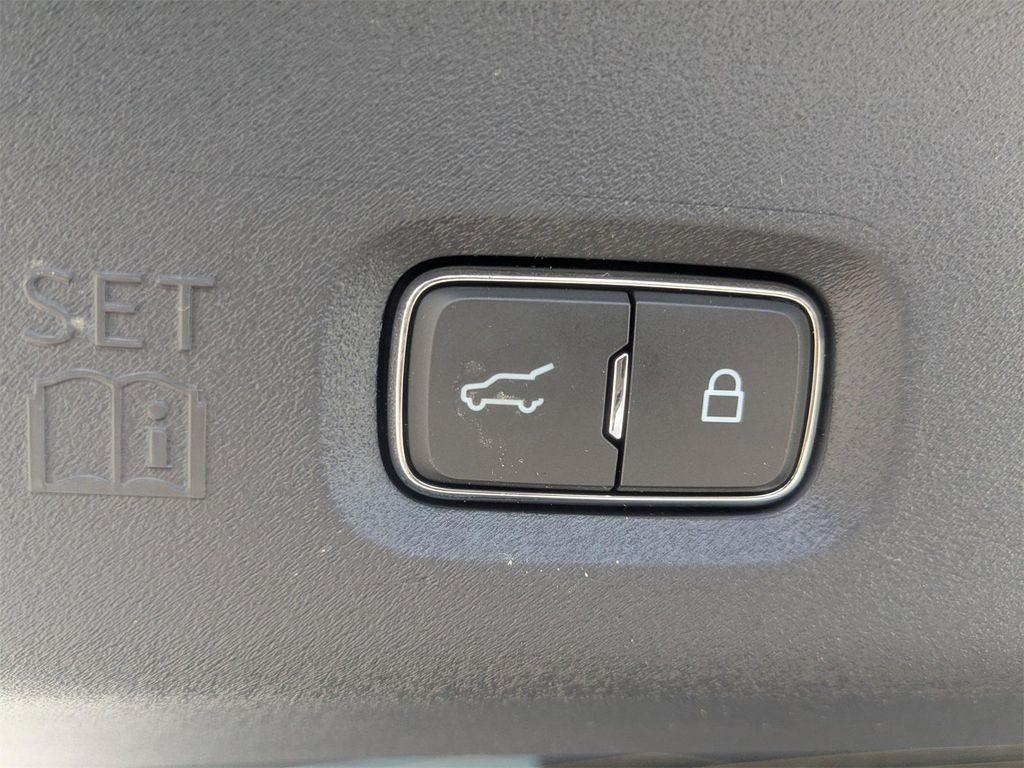 new 2025 Ford Expedition Max car, priced at $93,775