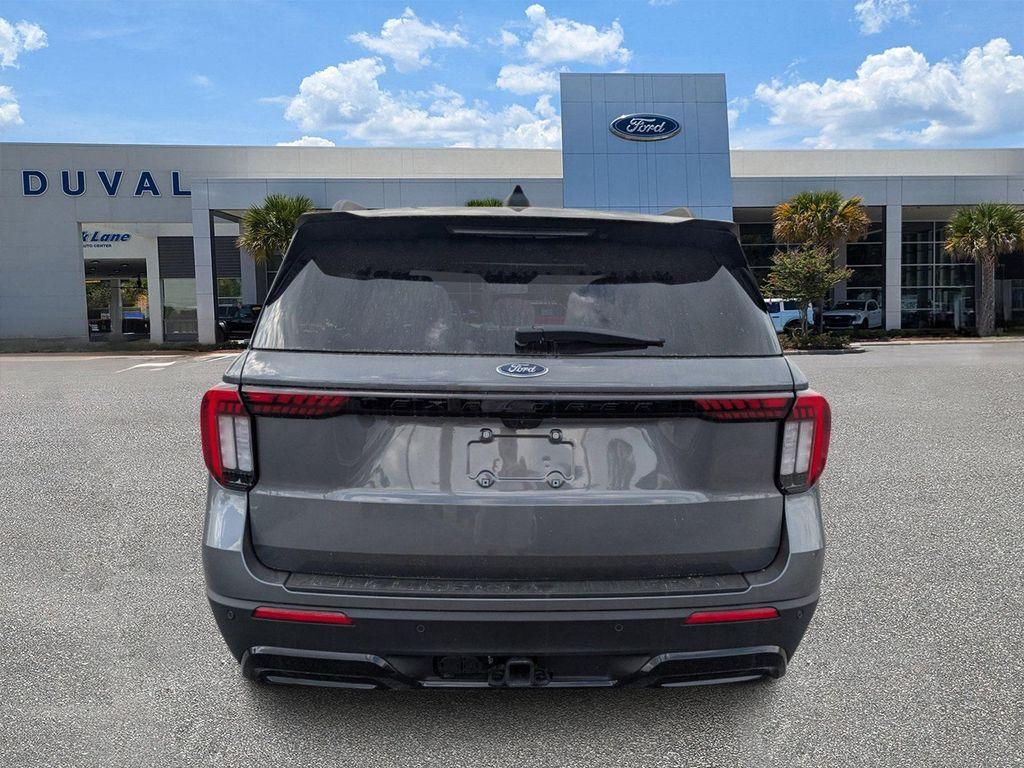new 2025 Ford Explorer car, priced at $48,557