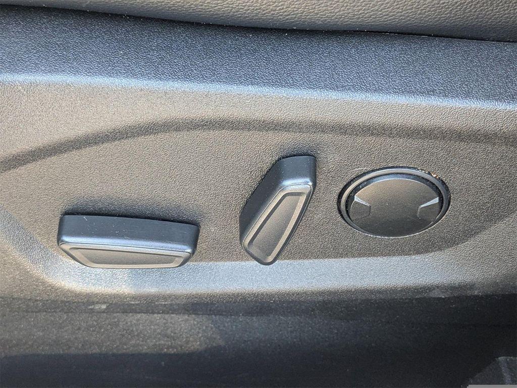 used 2022 Ford Edge car, priced at $19,000