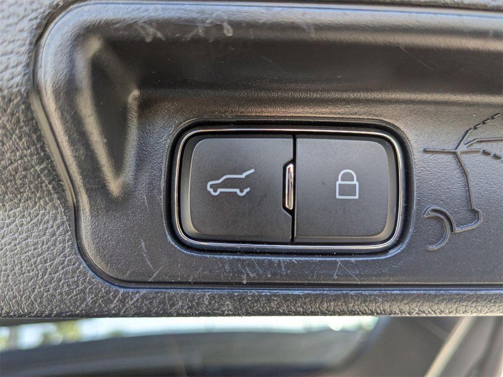 used 2021 Ford Explorer car, priced at $22,500