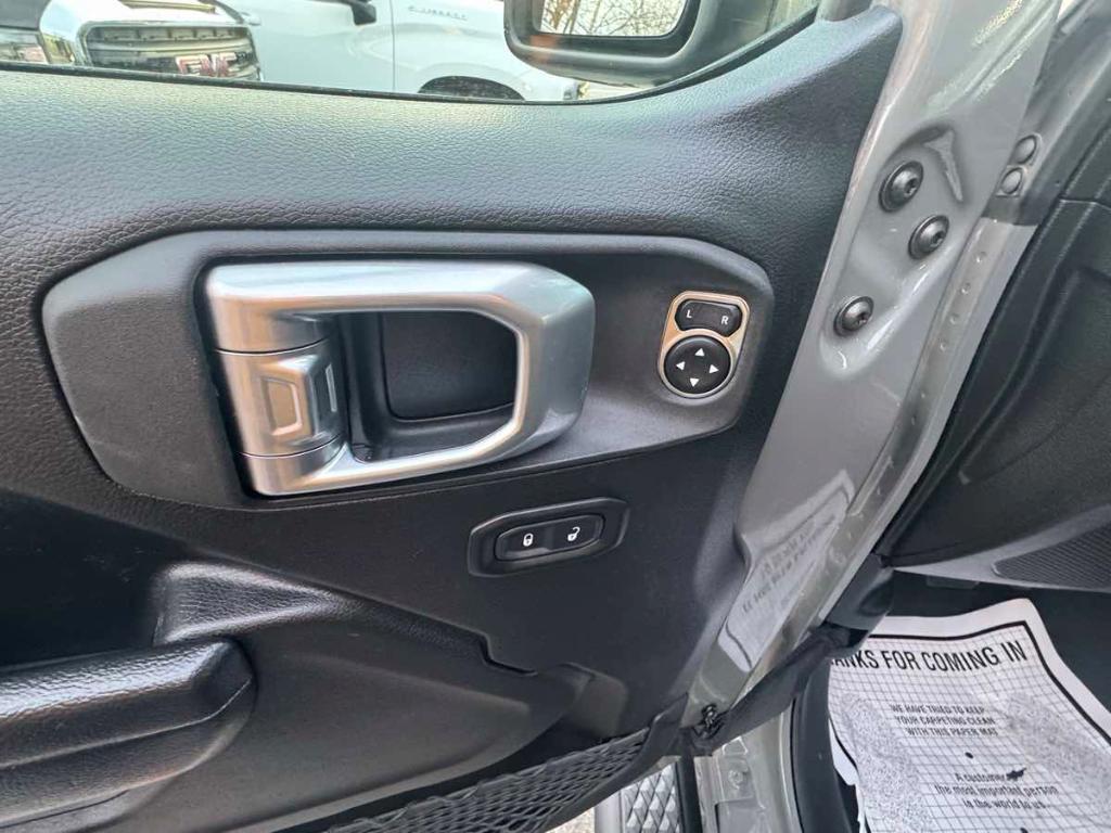 used 2022 Jeep Gladiator car, priced at $33,900