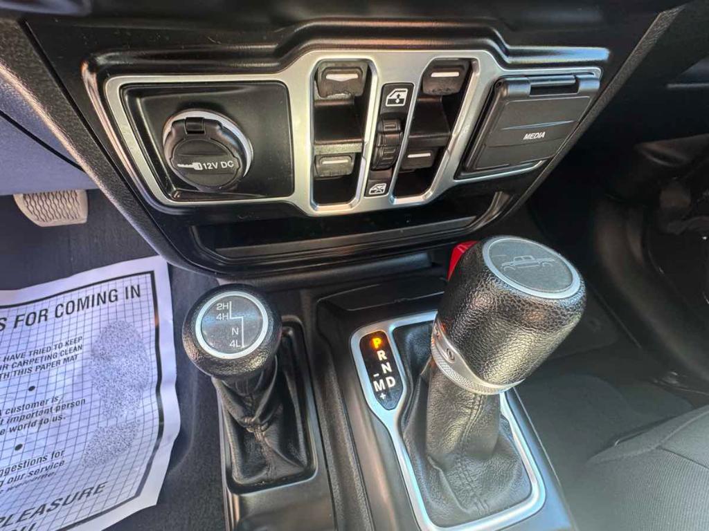 used 2022 Jeep Gladiator car, priced at $31,900