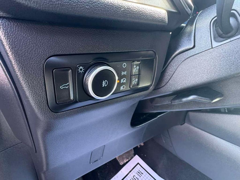 used 2024 Ford Escape car, priced at $25,900