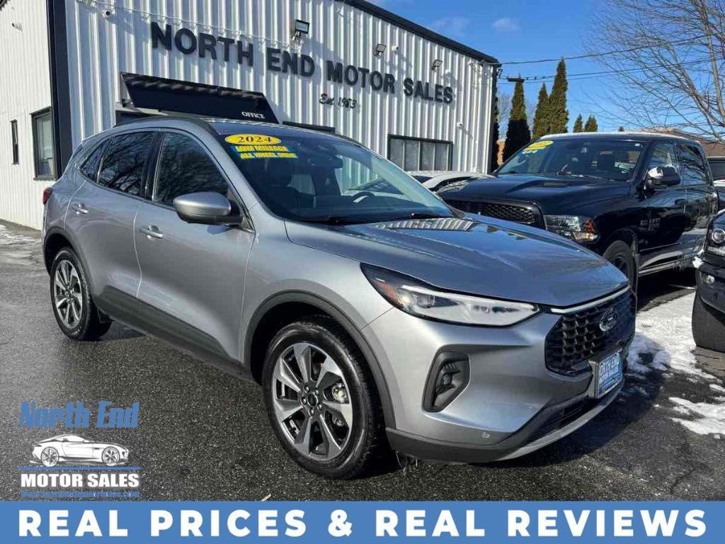 used 2024 Ford Escape car, priced at $27,900