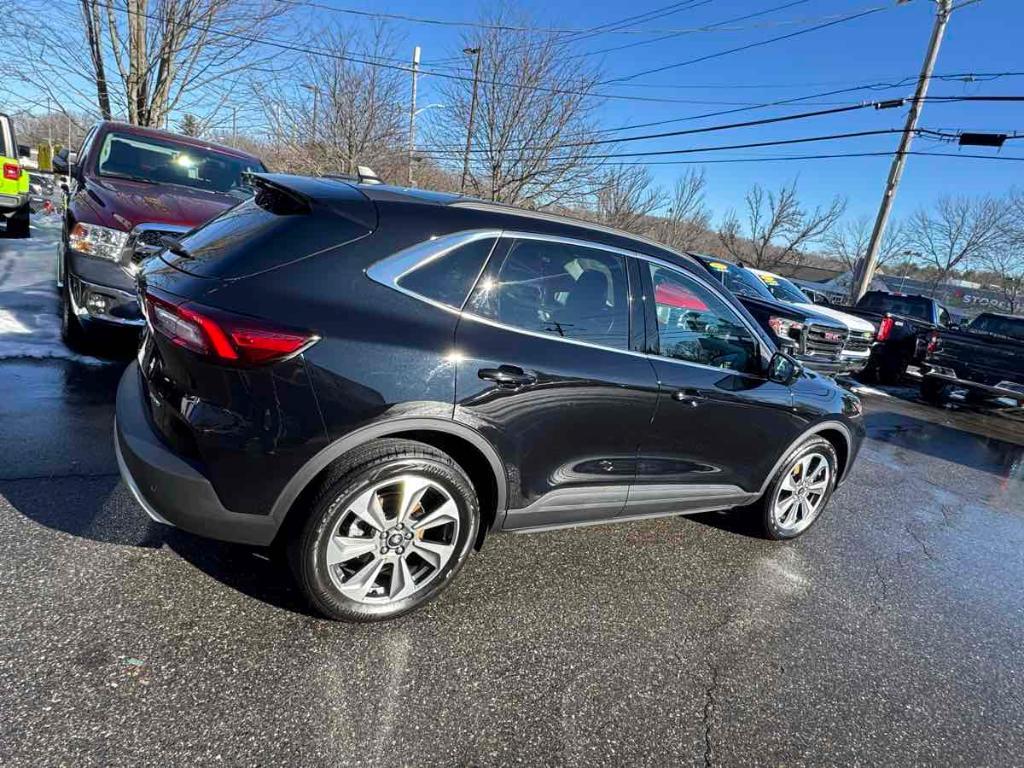 used 2024 Ford Escape car, priced at $25,900