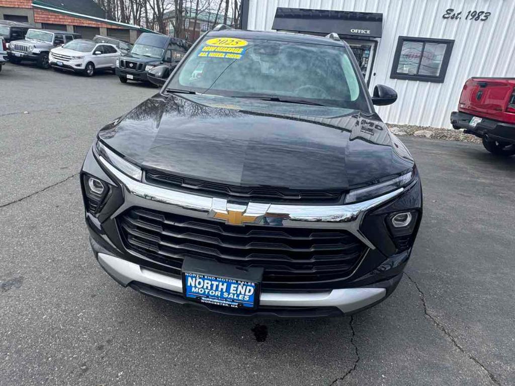 used 2025 Chevrolet TrailBlazer car, priced at $25,700
