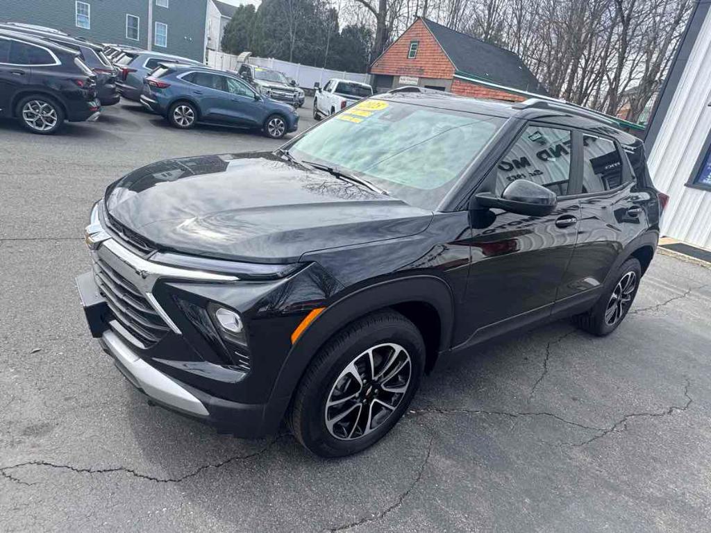 used 2025 Chevrolet TrailBlazer car, priced at $25,700