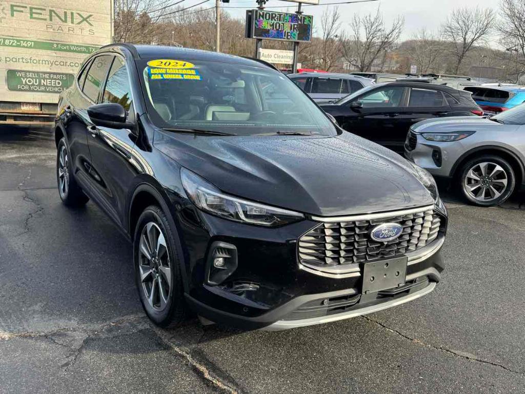 used 2024 Ford Escape car, priced at $25,900