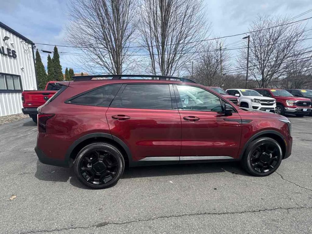 used 2025 Kia Sorento car, priced at $38,700