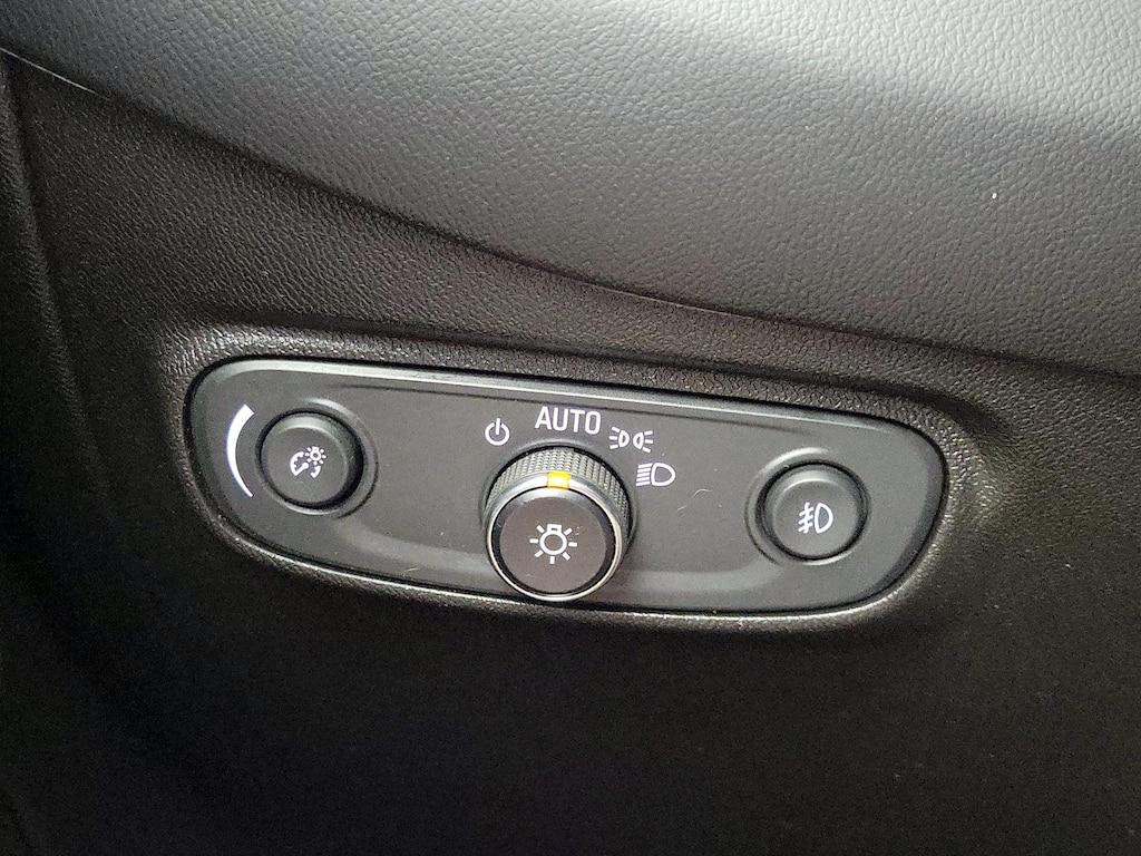 used 2021 Chevrolet Equinox car, priced at $20,998