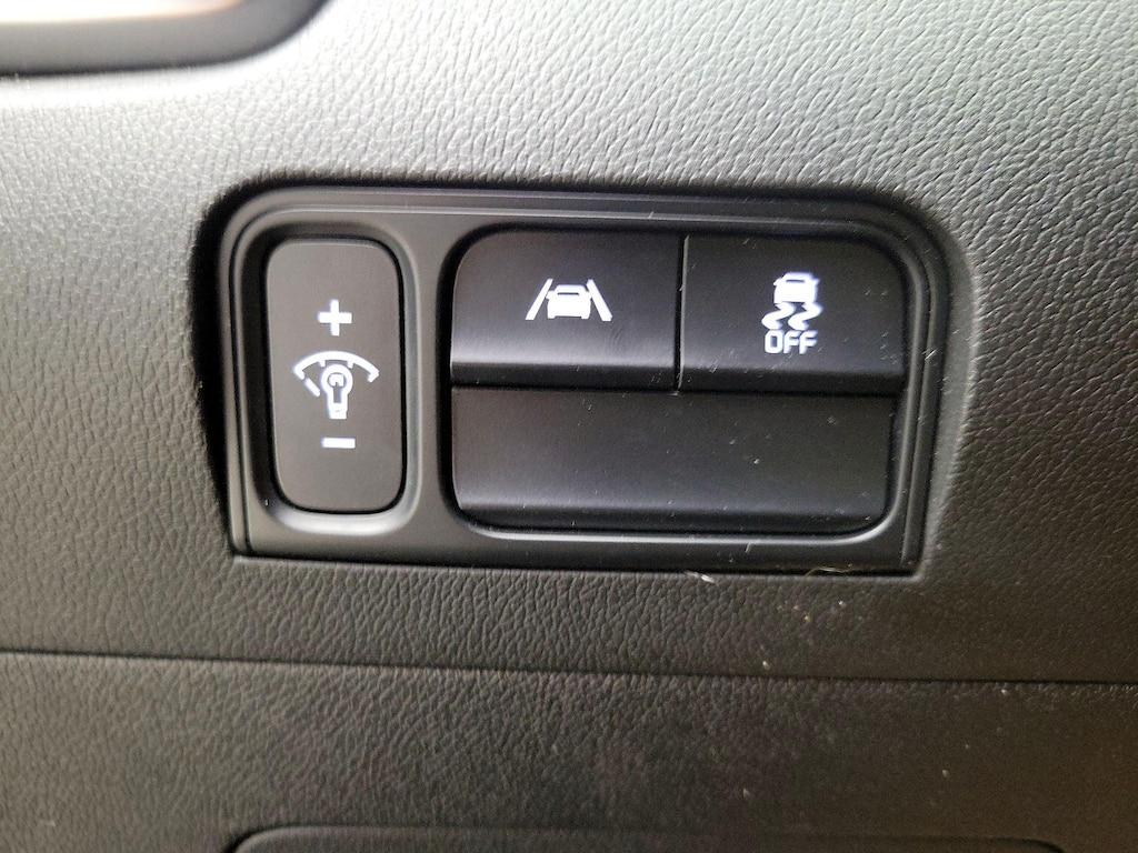 used 2023 Kia Sorento car, priced at $25,998