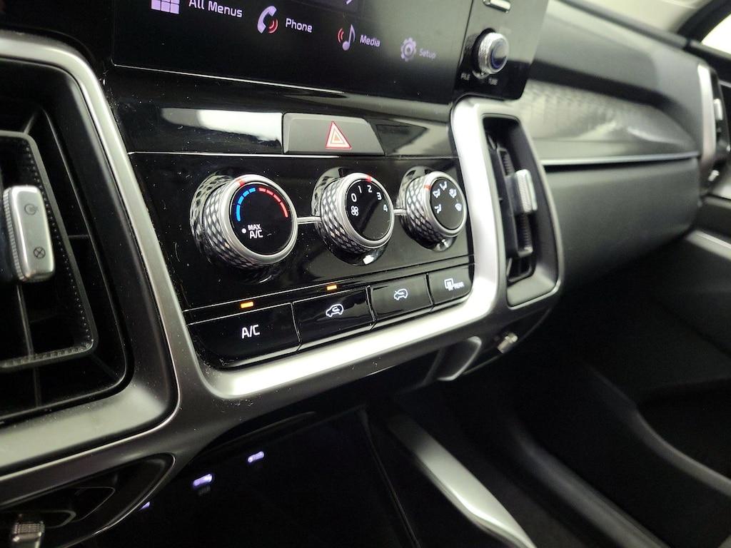 used 2023 Kia Sorento car, priced at $25,998