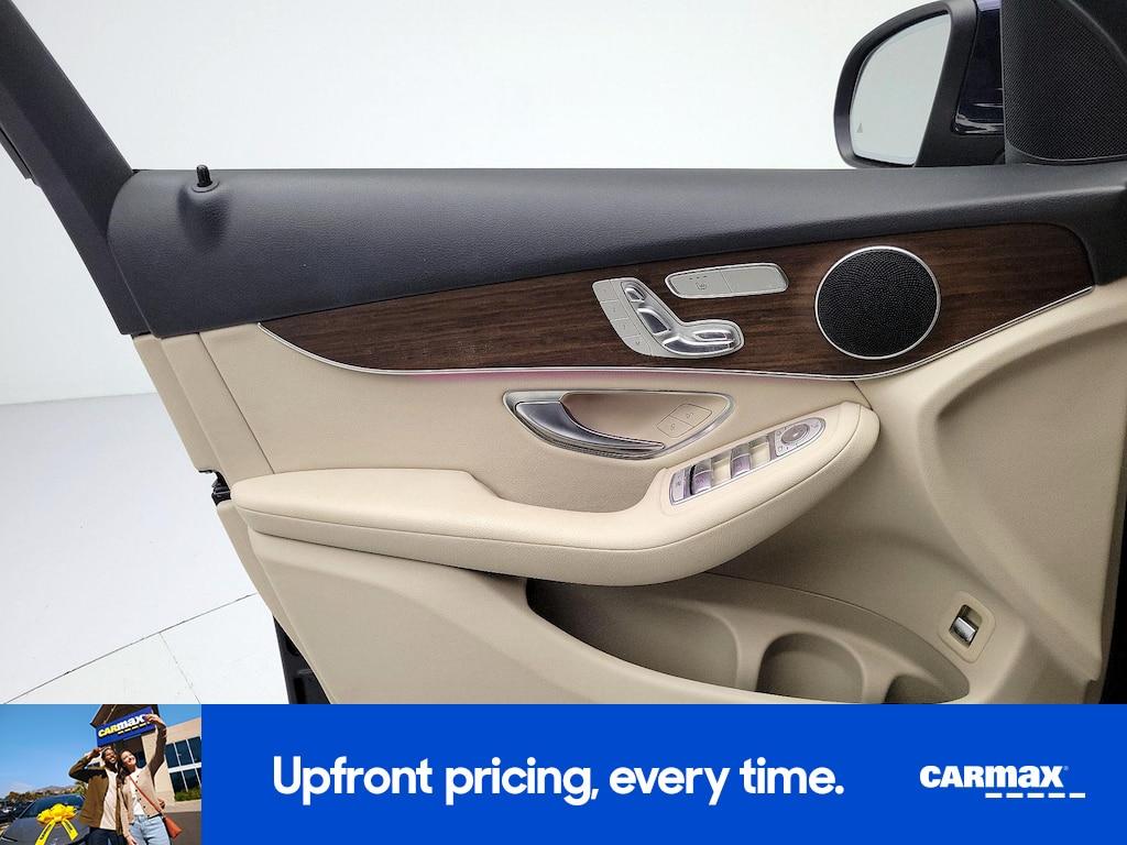 used 2021 Mercedes-Benz GLC 300 car, priced at $31,998