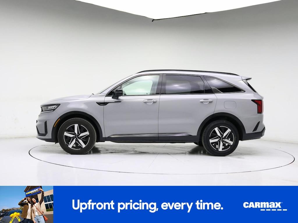 used 2023 Kia Sorento car, priced at $26,998