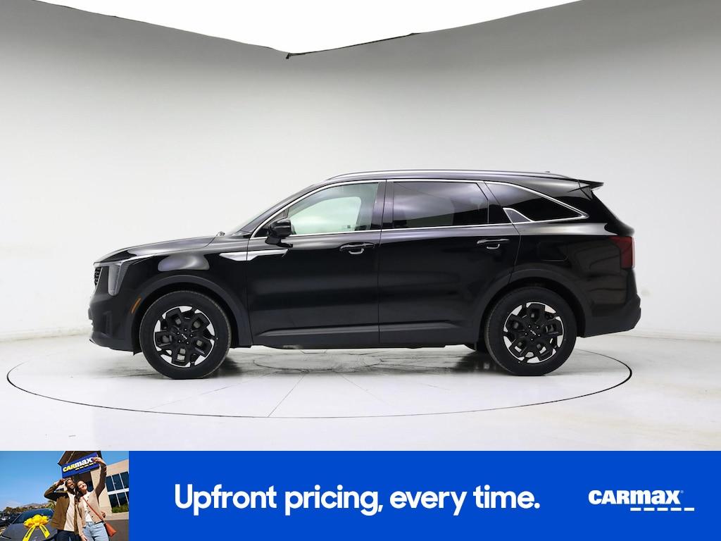 used 2024 Kia Sorento car, priced at $26,998