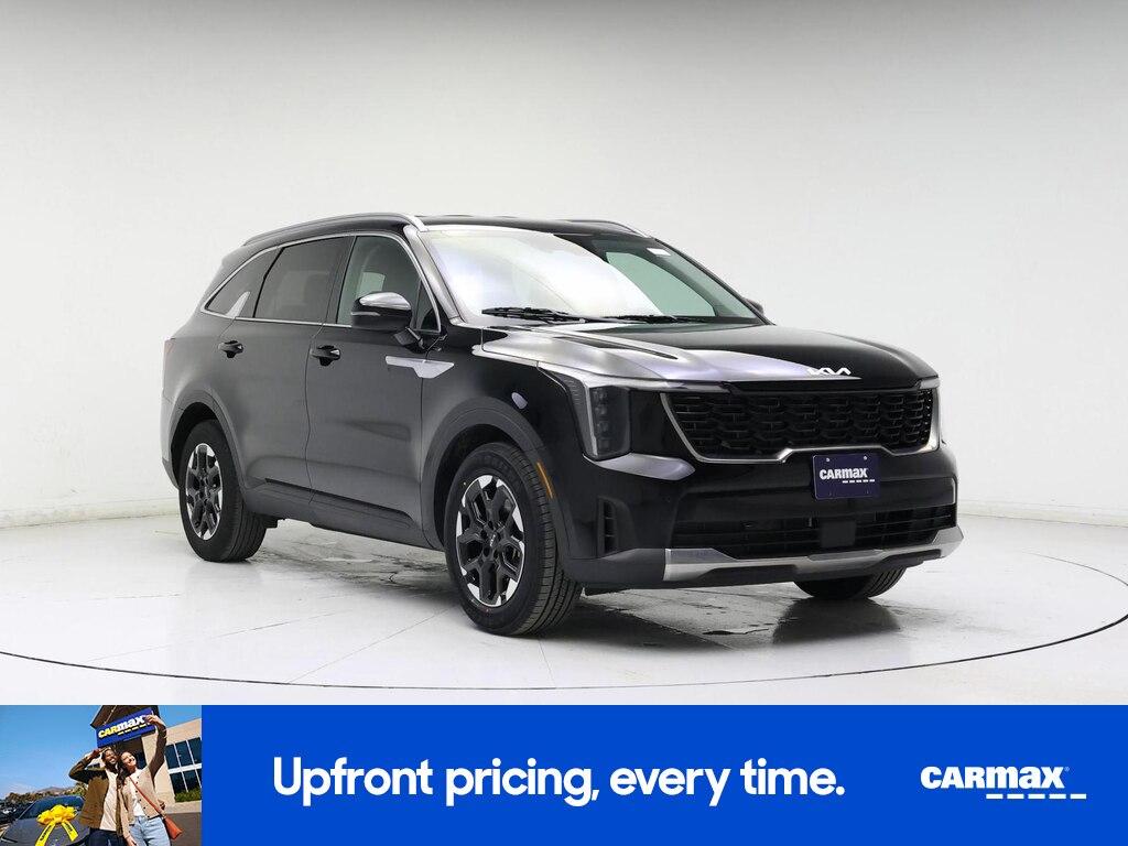 used 2024 Kia Sorento car, priced at $27,998