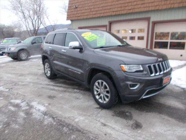 2015 Gray Jeep Grand Cherokee