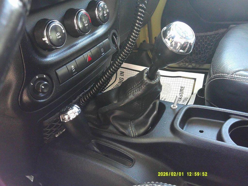 used 2013 Jeep Wrangler Unlimited car, priced at $15,900